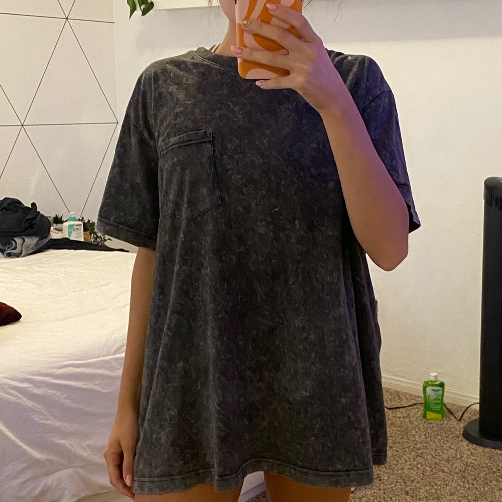 Original Use “Target” Men’s distressed look tee